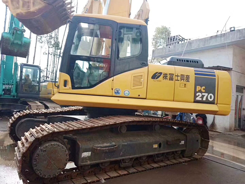 Used Komatsu PC270-7