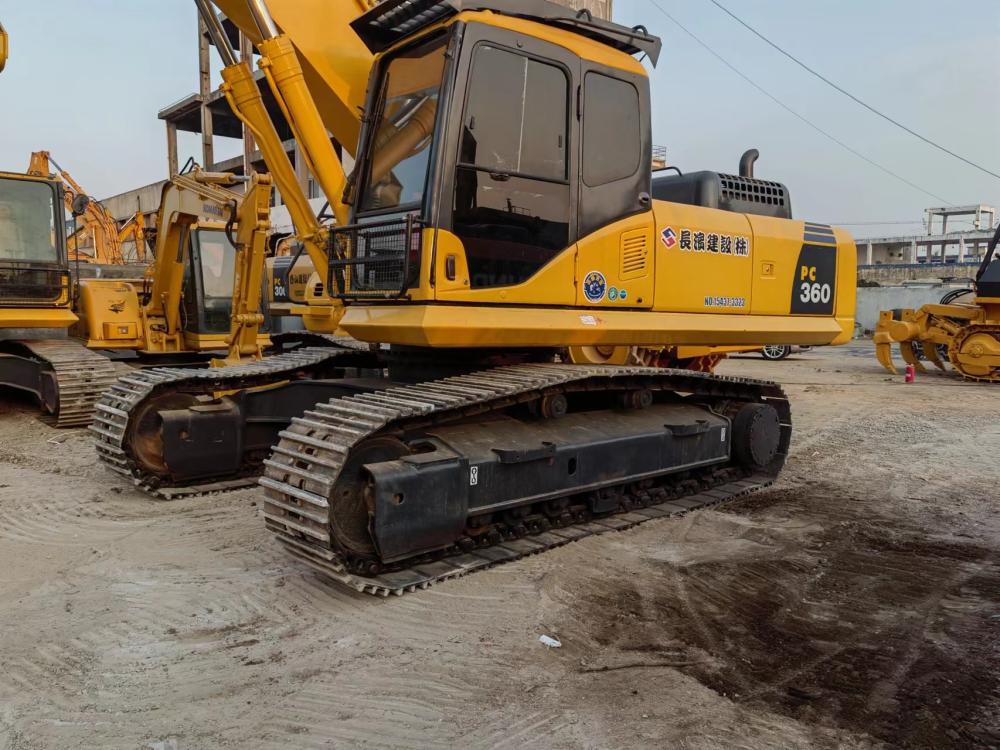 Used Komatsu PC360-7