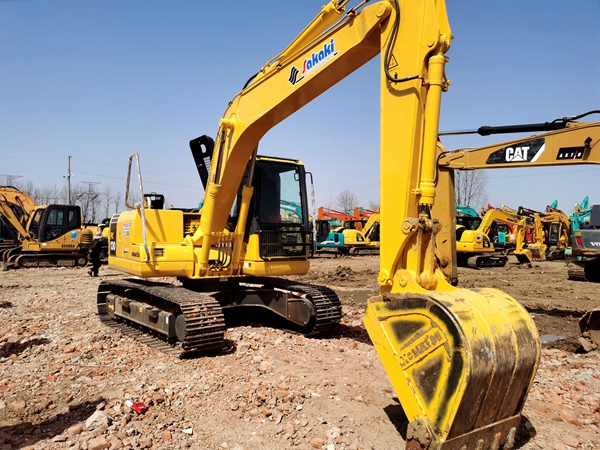 Used Komatsu PC130-7