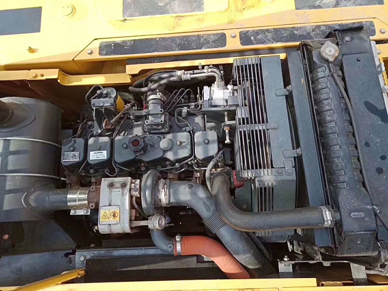 Used Komatsu PC270-7