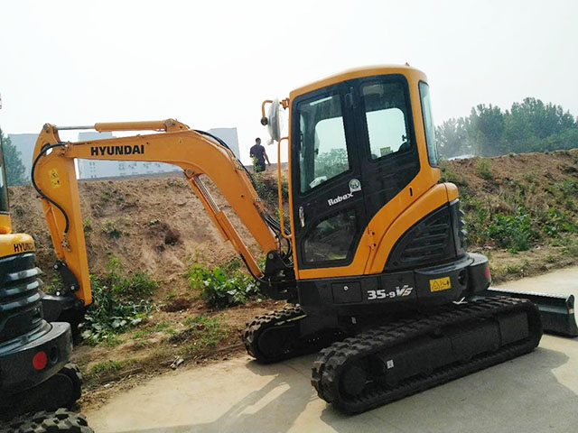 Used Hyundai R35-9VS