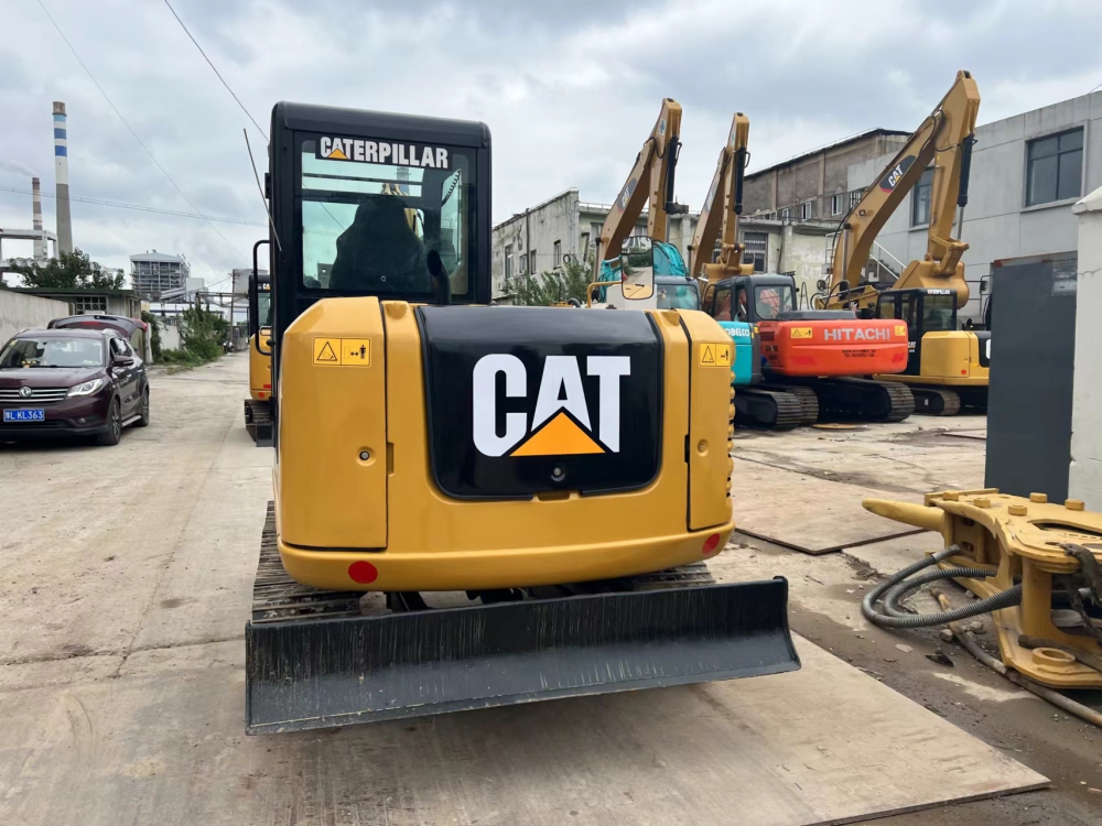 Used Caterpillar CAT305.5E2