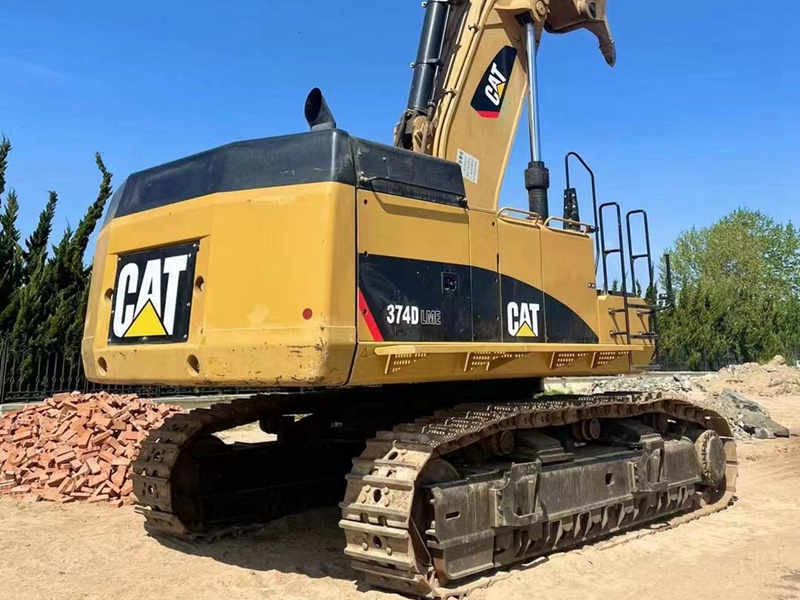 Used Caterpillar CAT374D