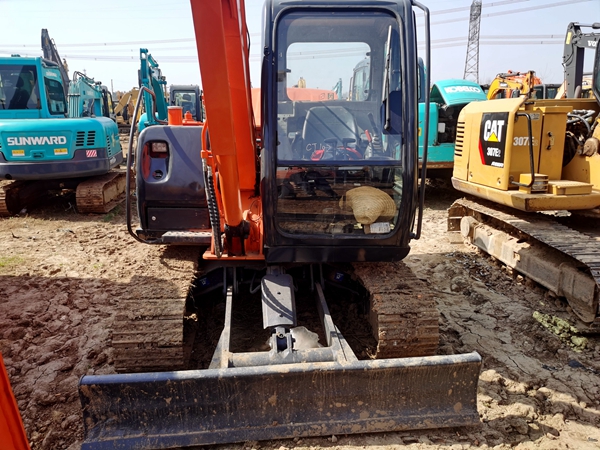 Used Hitachi ZX60