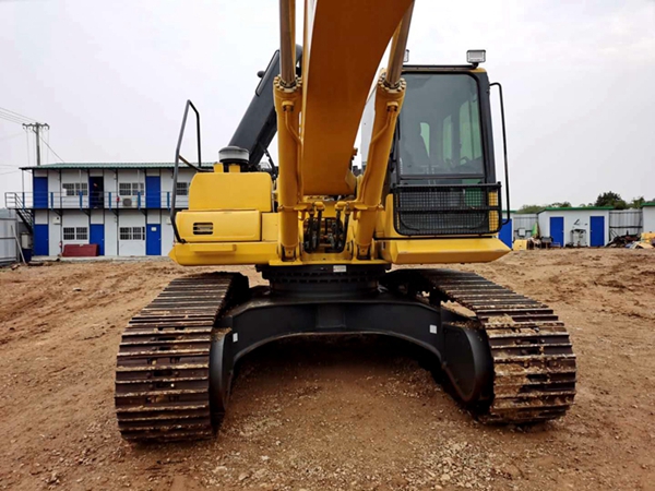 Used Komatsu PC300-7