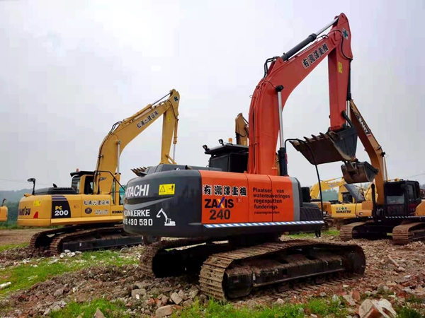 Used Hitachi ZX240-3