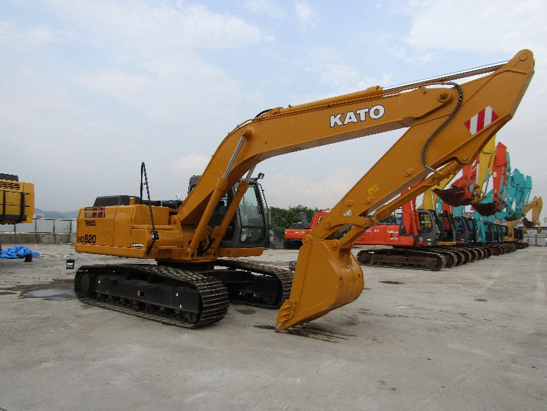 Used KATO HD820V