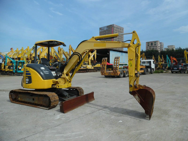 Used Komatsu PC40MR-3