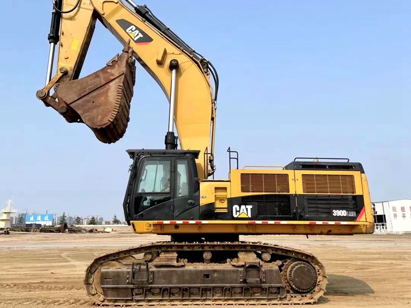 Used Caterpillar CAT390D