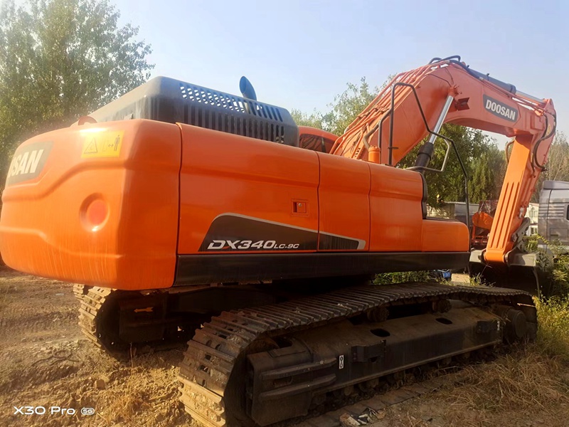 Used Doosan DX340L