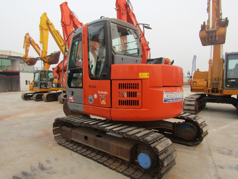 Used Hitachi ZX75US