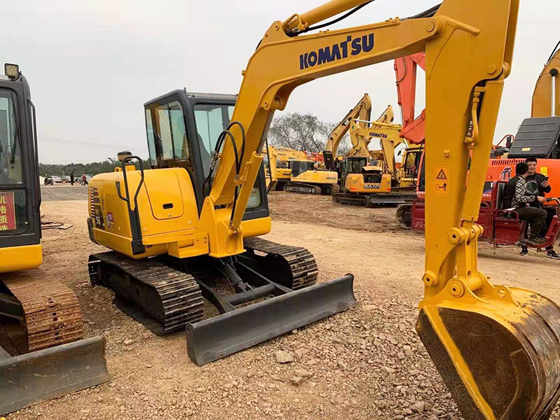 Used Komatsu PC56-7