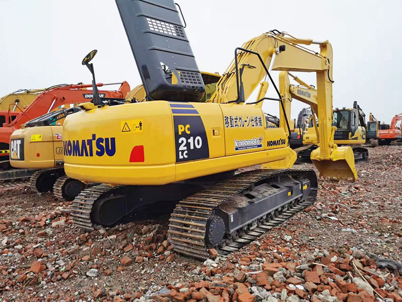 Used Komatsu PC210-8