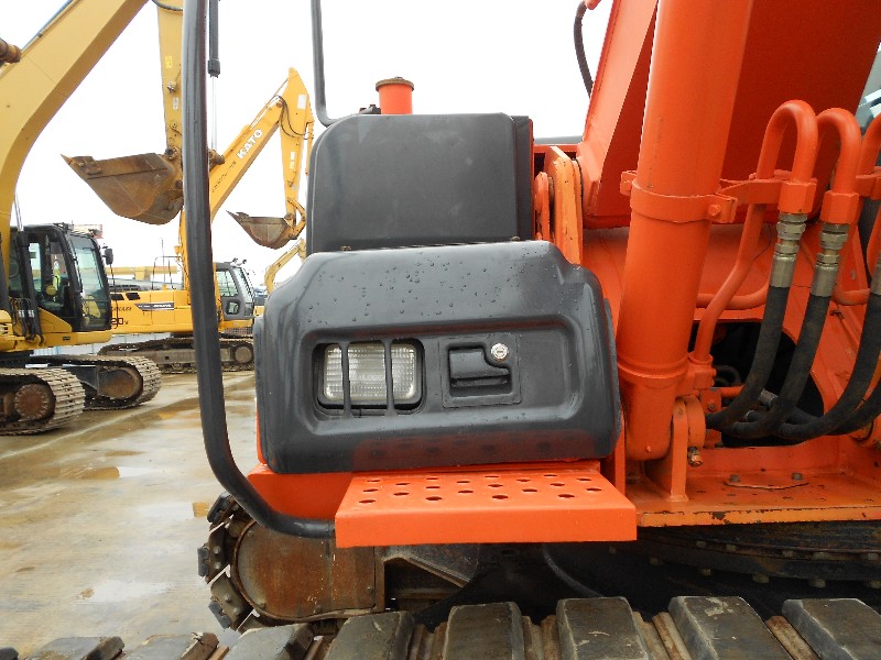 Used Hitachi ZX160