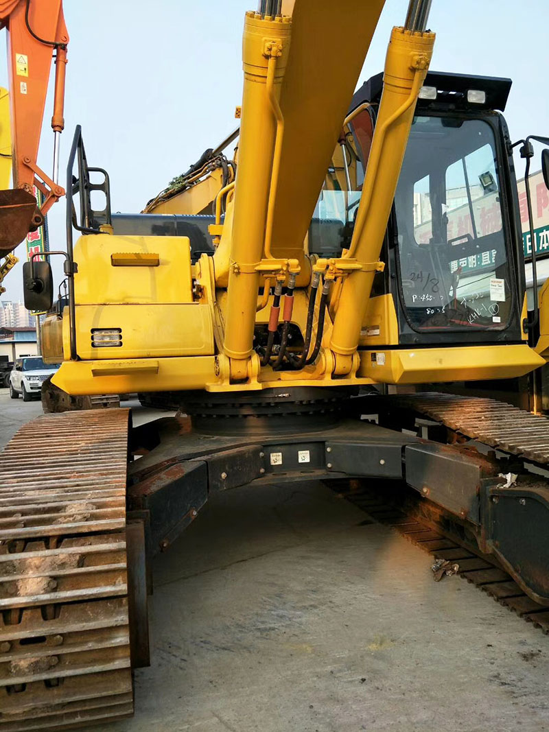 Used Komatsu PC450-10