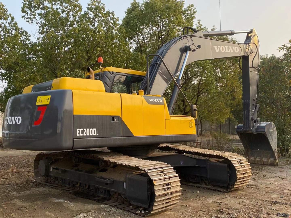 Used Volvo EC200D