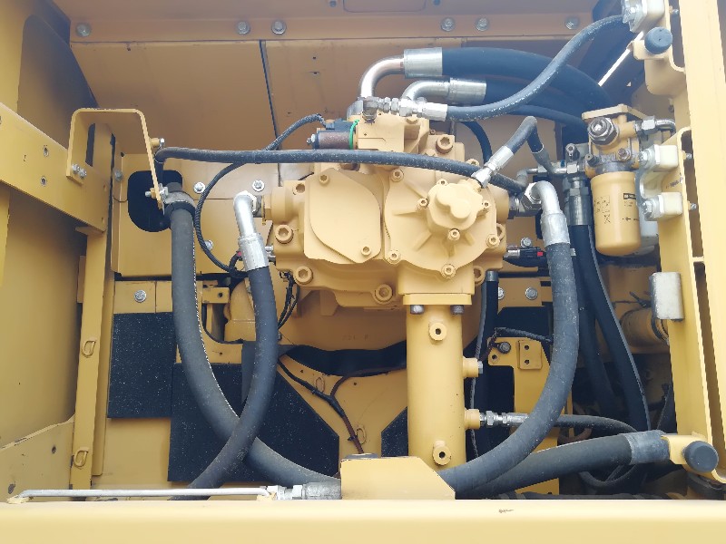 Used Caterpillar CAT345D