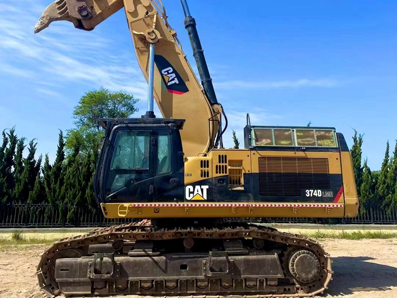 Used Caterpillar CAT374D