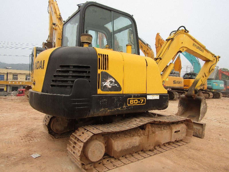 Used Hyundai R60-7