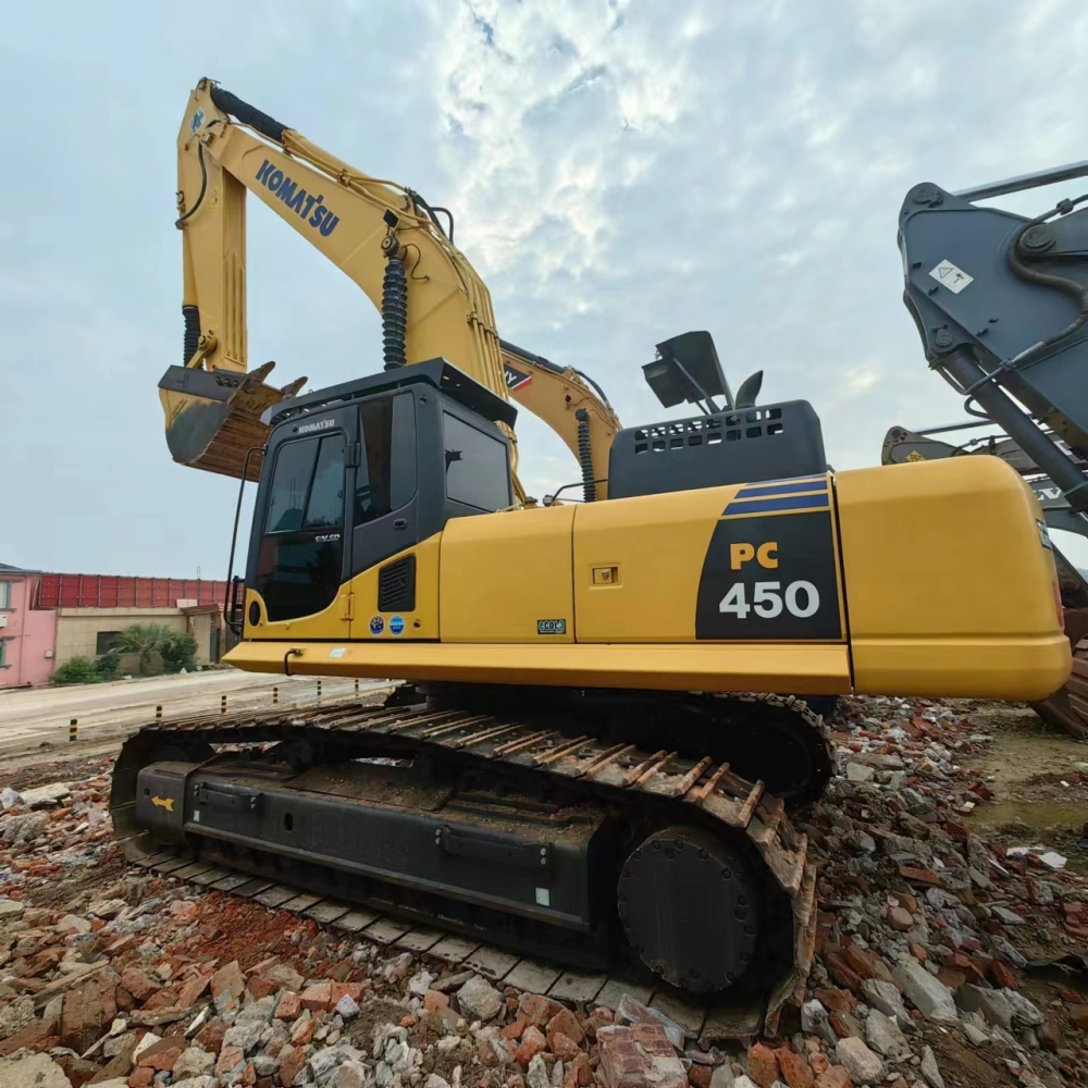 Used Komatsu PC450-8