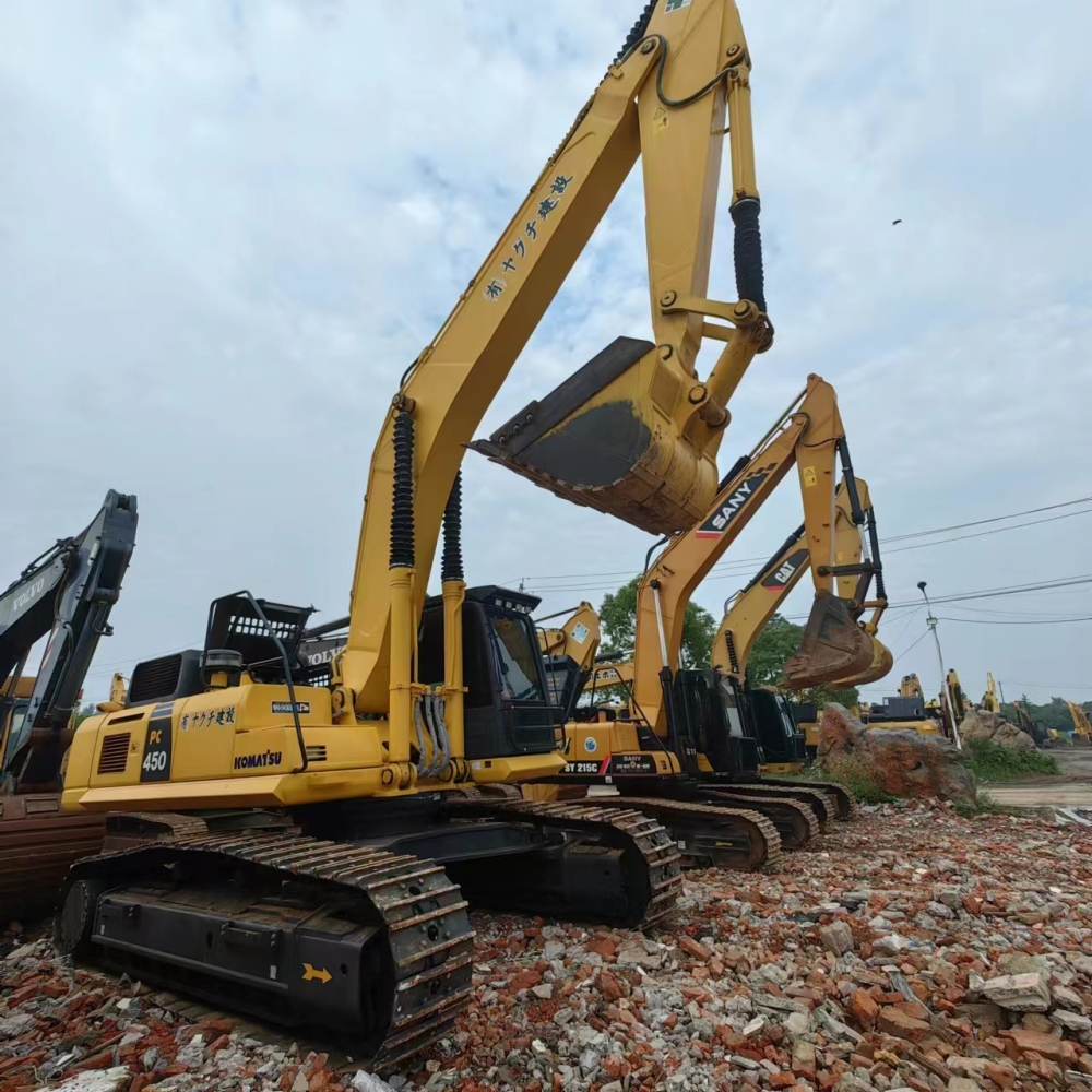 Used Komatsu PC450-8