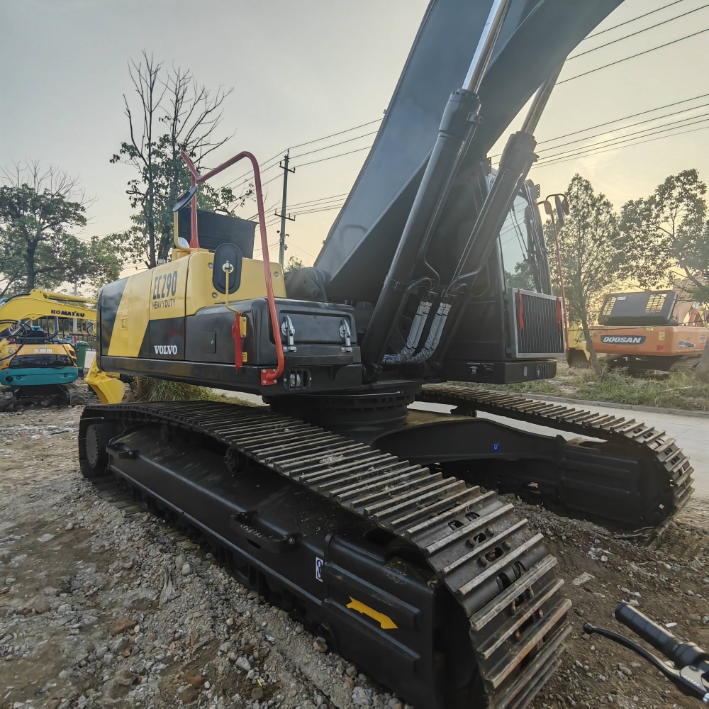 Used Volvo EC290