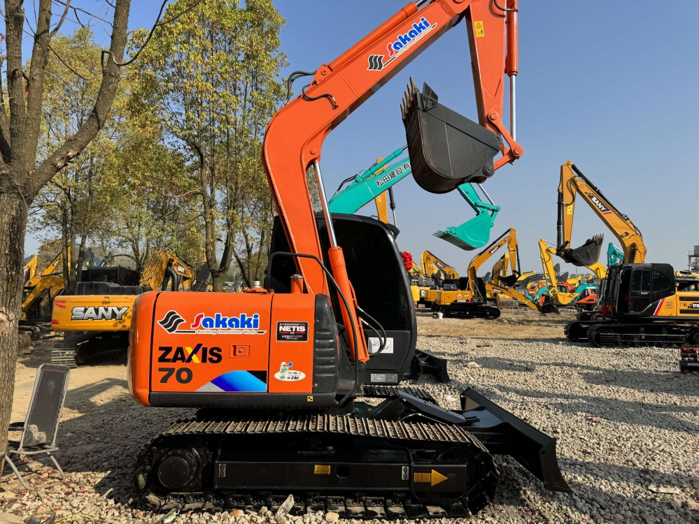 Used Hitachi ZX70