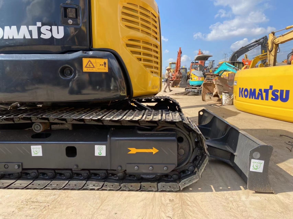 Used Komatsu PC55MR-2