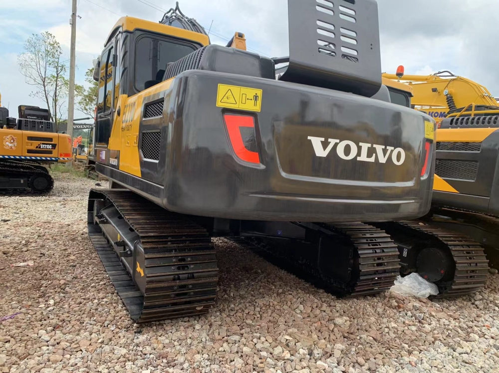 Used Volvo EC210