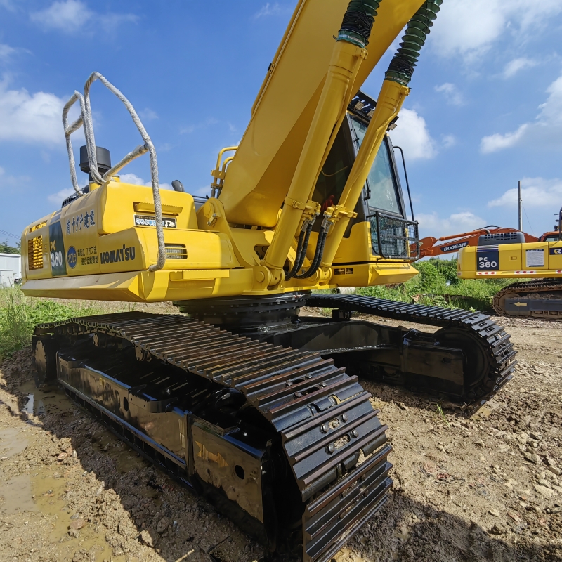 Used Komatsu PC360