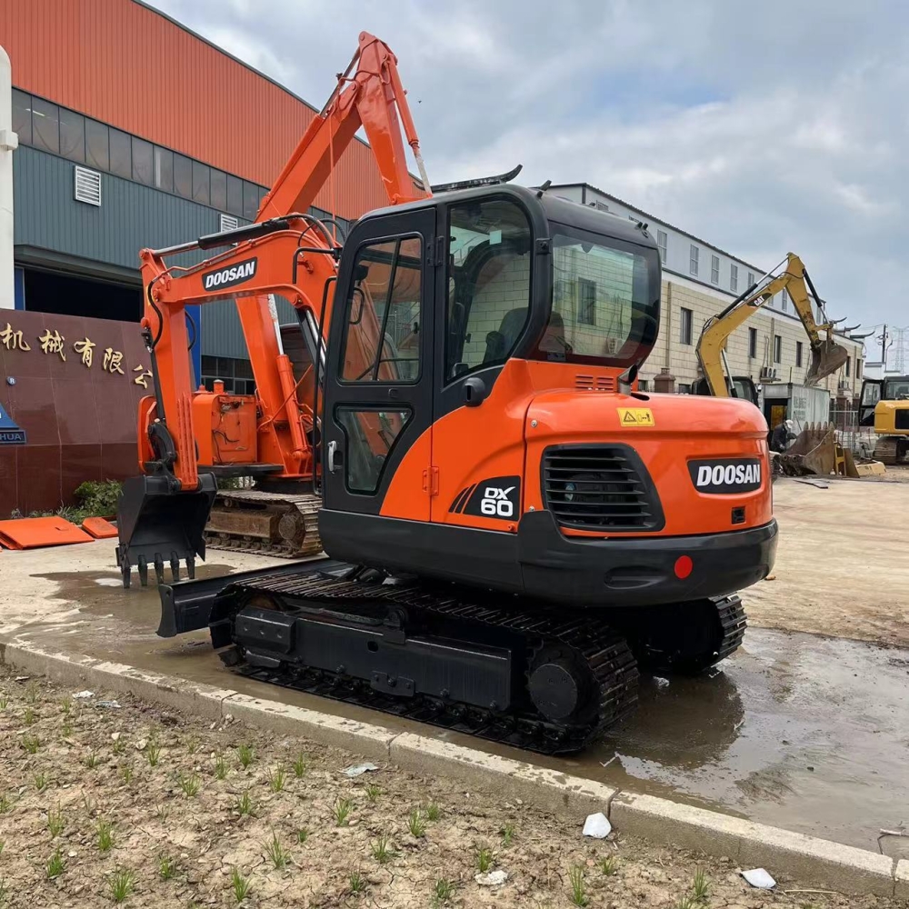 Used Doosan DX60-9