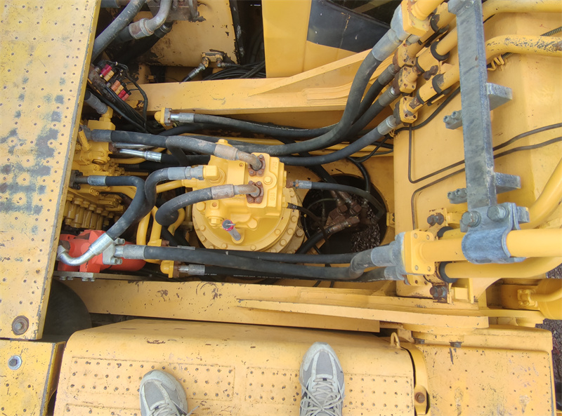 Used Komatsu PC400-8