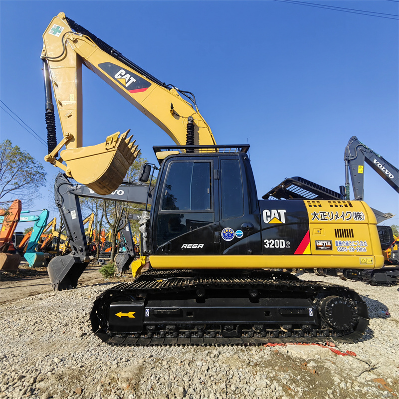 Used Caterpillar CAT320D2