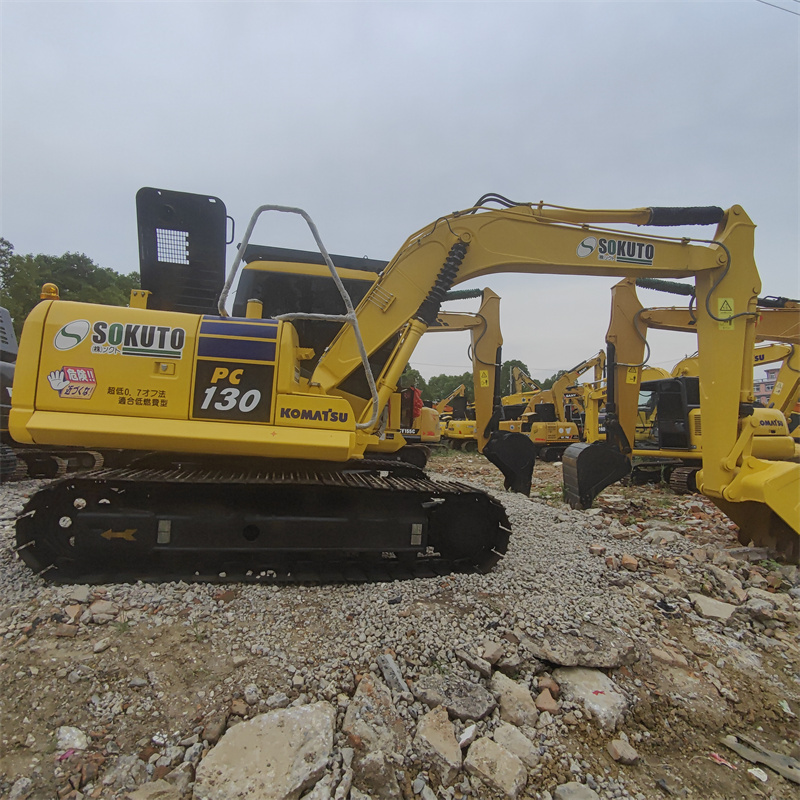 Used Komatsu PC130-7