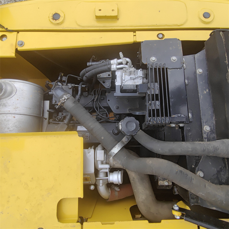 Used Komatsu PC130-7