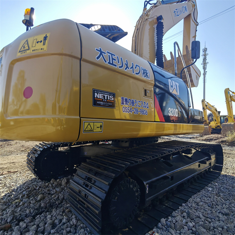 Used Caterpillar CAT320D2