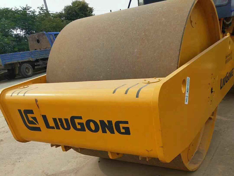 Used LIUGONG CLG6327