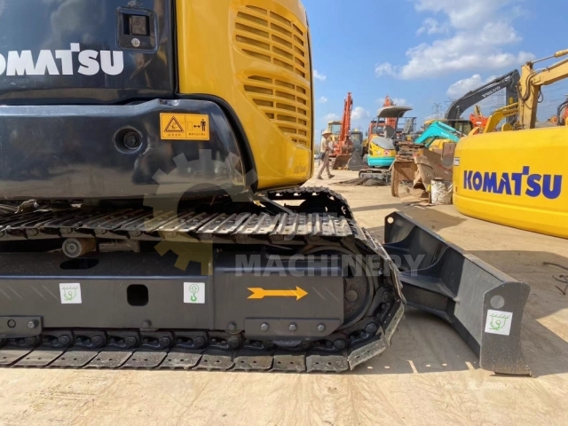 Used Komatsu PC55MR-2