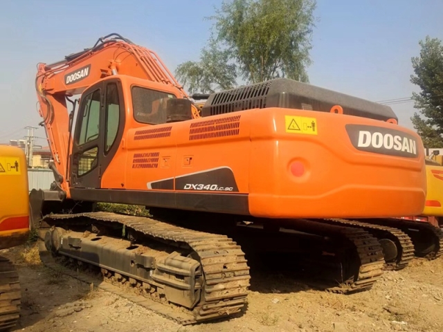 Used Doosan DX340L