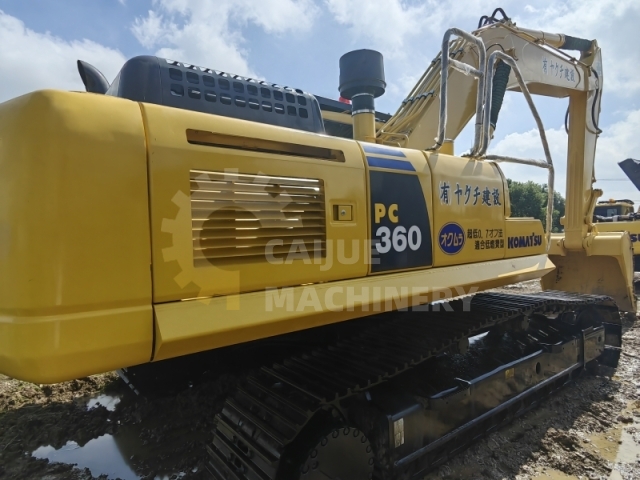 Used Komatsu PC360