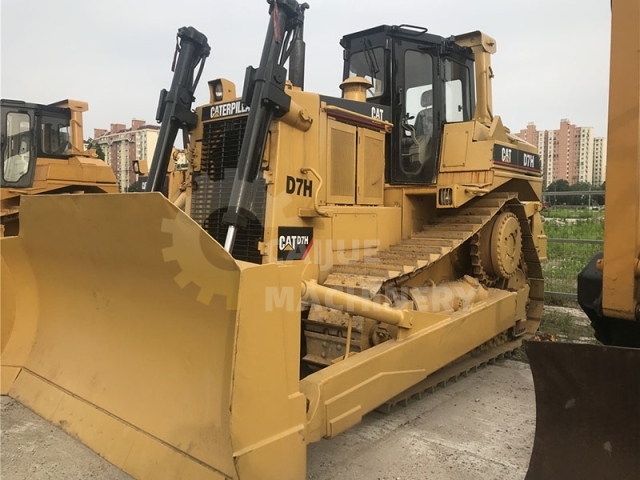 Cat D7H