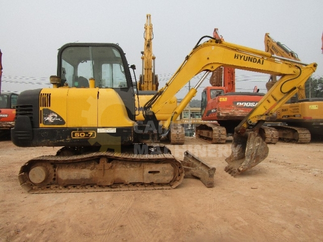 Used Hyundai R60-7