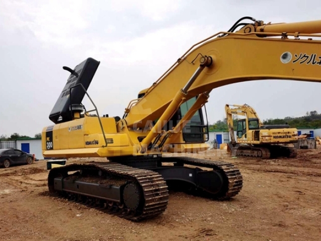 Used Komatsu PC300-7