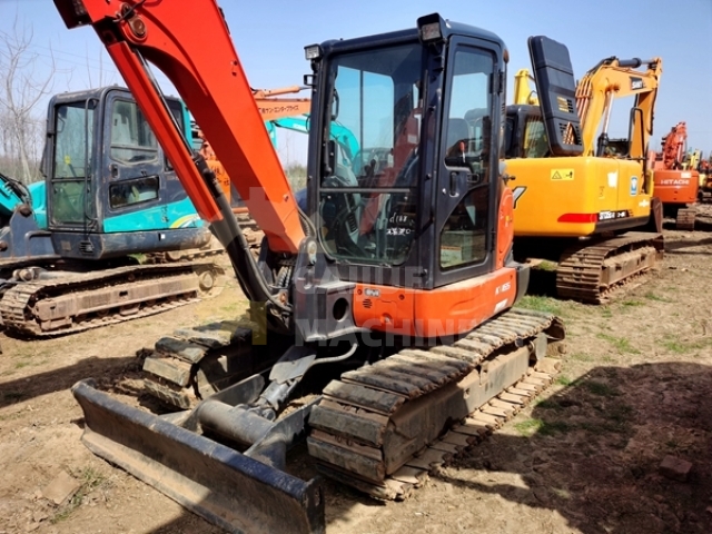 Used Kubota KX165