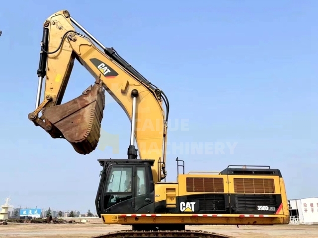 Used Caterpillar CAT390D