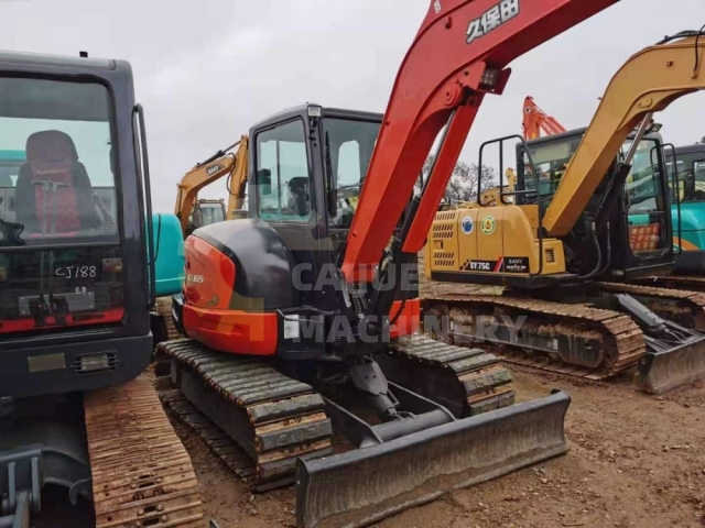 Used Kubota KX165