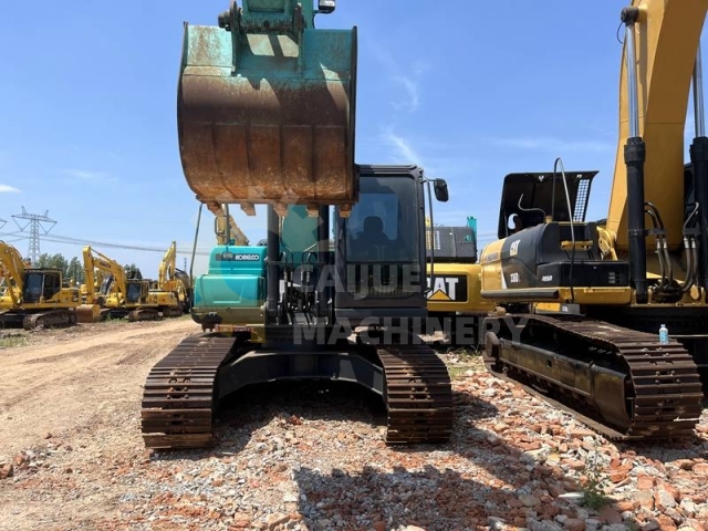 Used Kobelco SK200-8