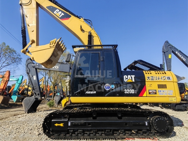 Used Caterpillar CAT320D2