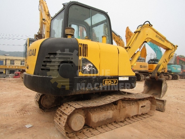 Used Hyundai R60-7