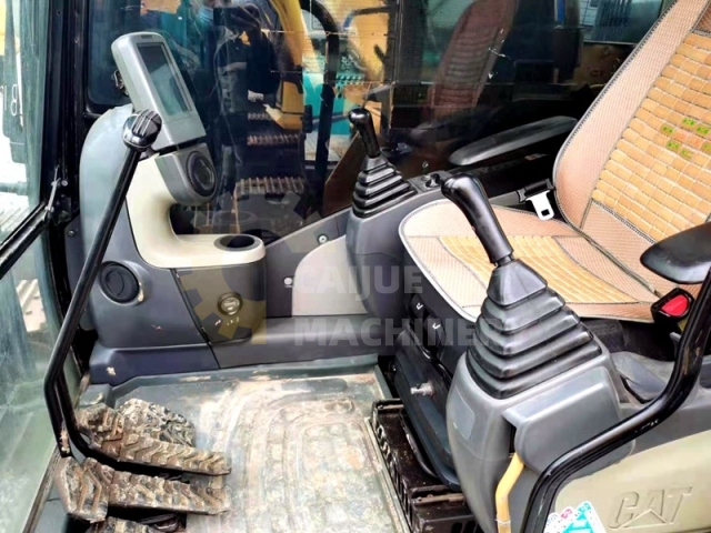 Used Caterpillar CAT340D